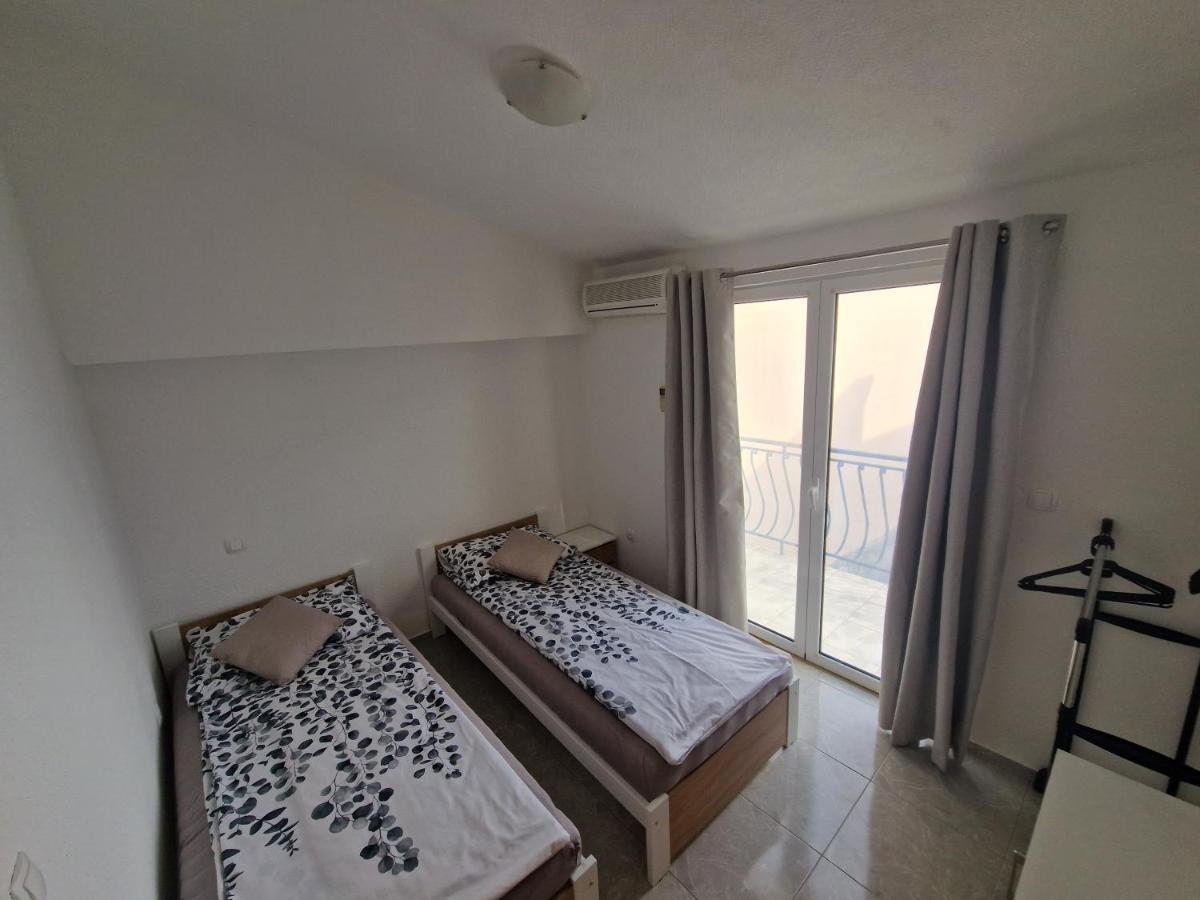 Sacher Apartament Igrane Zewnętrze zdjęcie